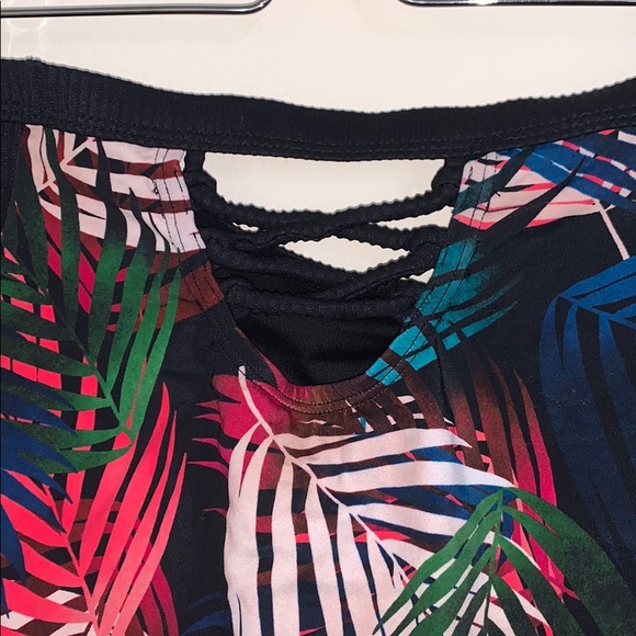 Tropical Bikini - Picture 5 of 5